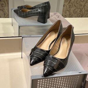 Franco Sarto Revenge Grey Croc Pump Size 10